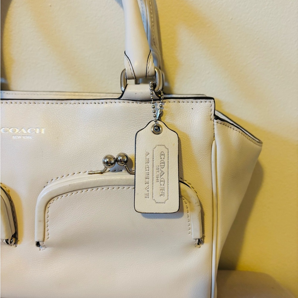 Coach Y2K Archive Double Kiss Lock Off/Winter White Leather Satchel 21167 - Picture 11 of 13
